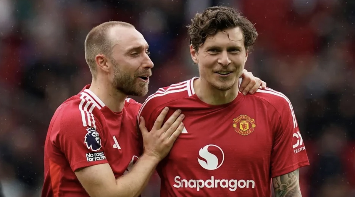 Manchester United chia tay 3 cầu thủ