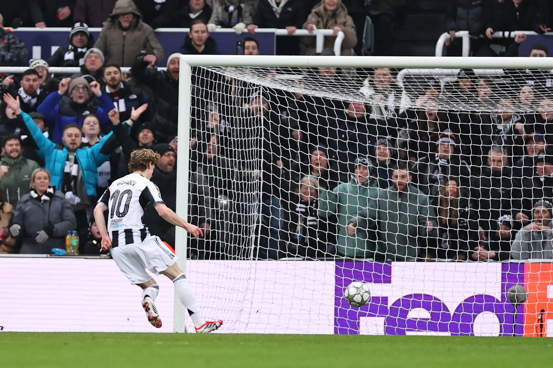 Anthony-Gordon-_bong88VIP